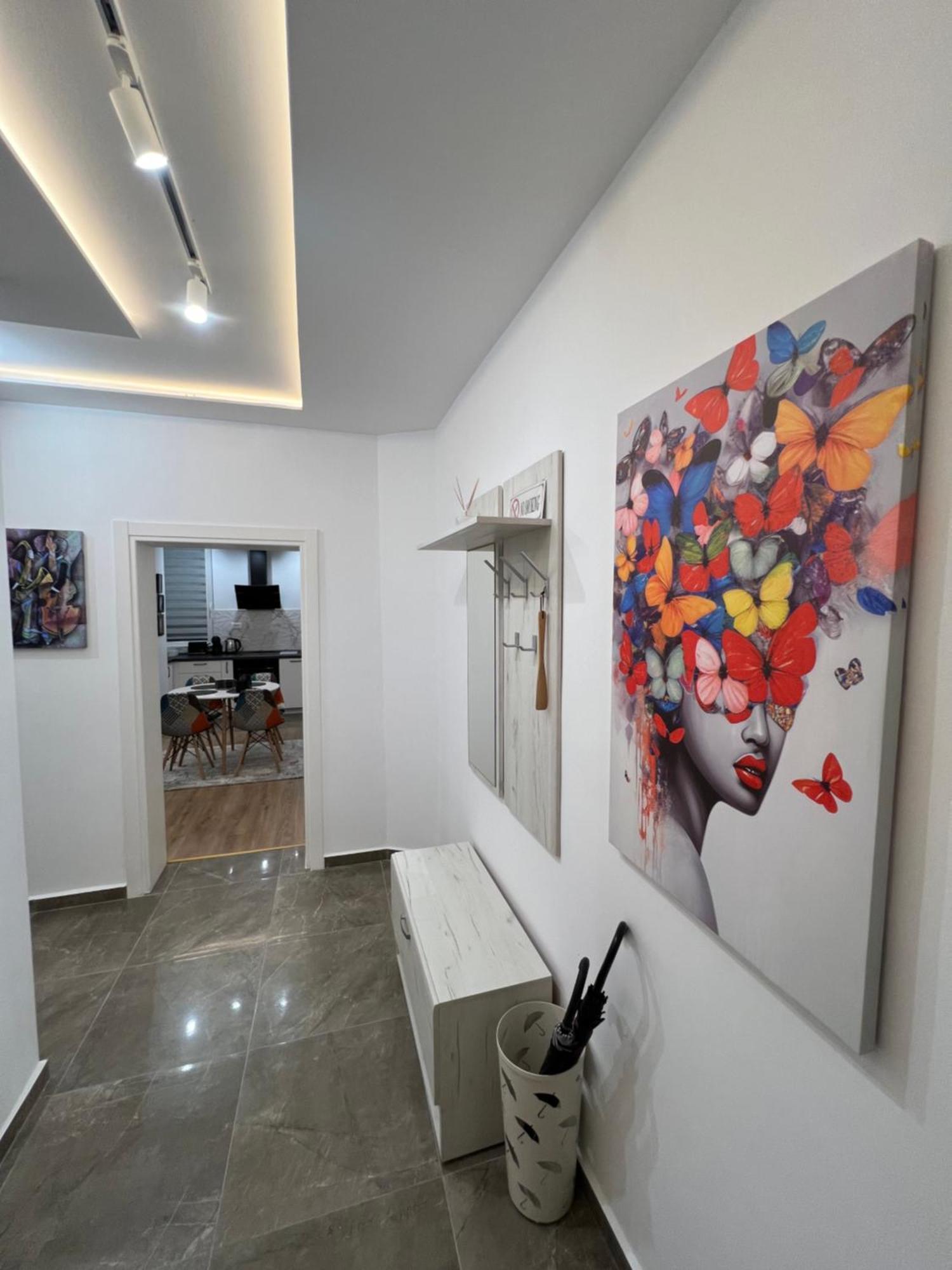 The Great Square Luxury Apartments Escópia Exterior foto